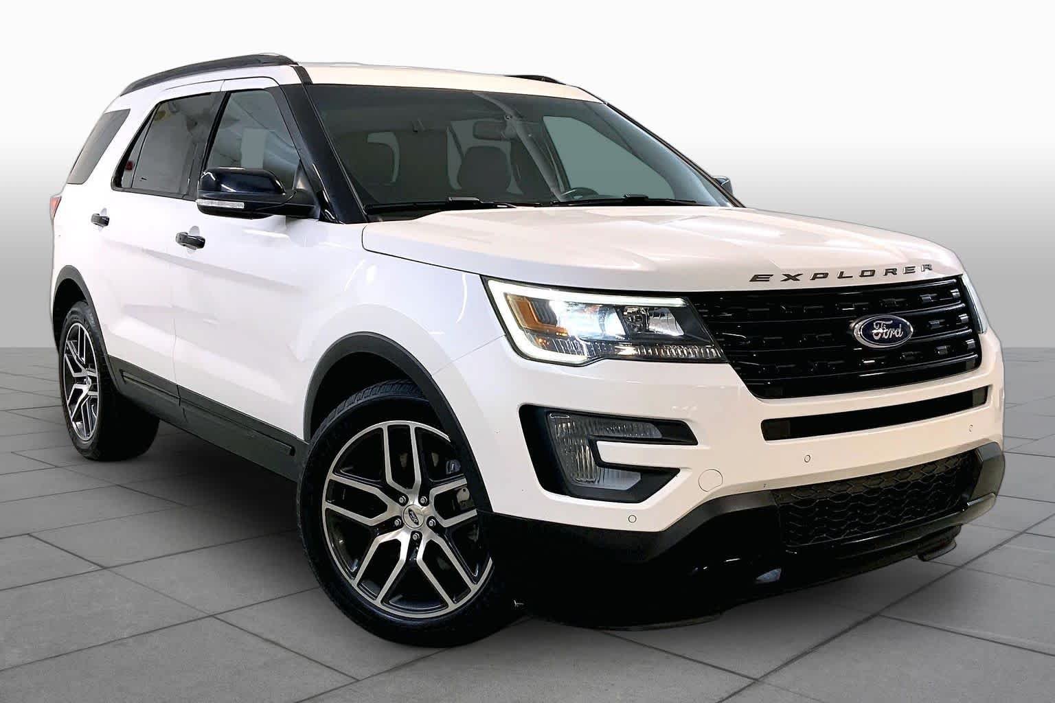 Used 2017 Ford Explorer Sport with VIN 1FM5K8GTXHGA18342 for sale in Kansas City