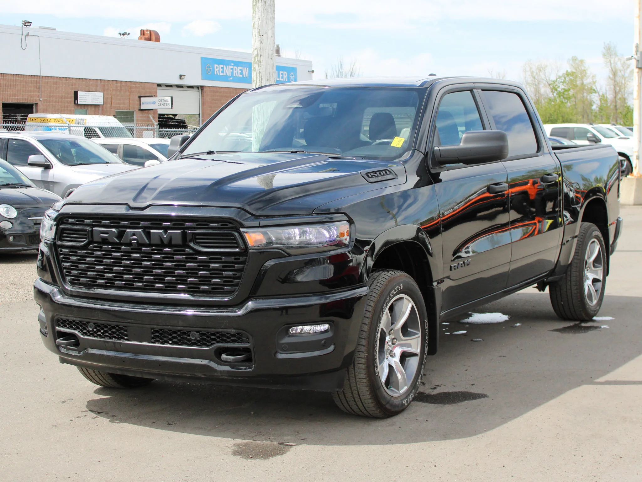 Certified Used 2025 Black RAM Tradesman * No Accidents | Heated Seats | Backup Camera | Twin-Turbo | Protection Group image 11