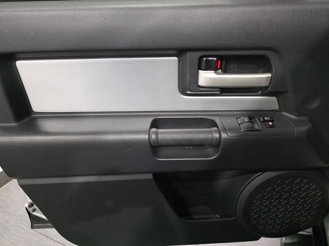 Used 2007 Silver Toyota Base image 10
