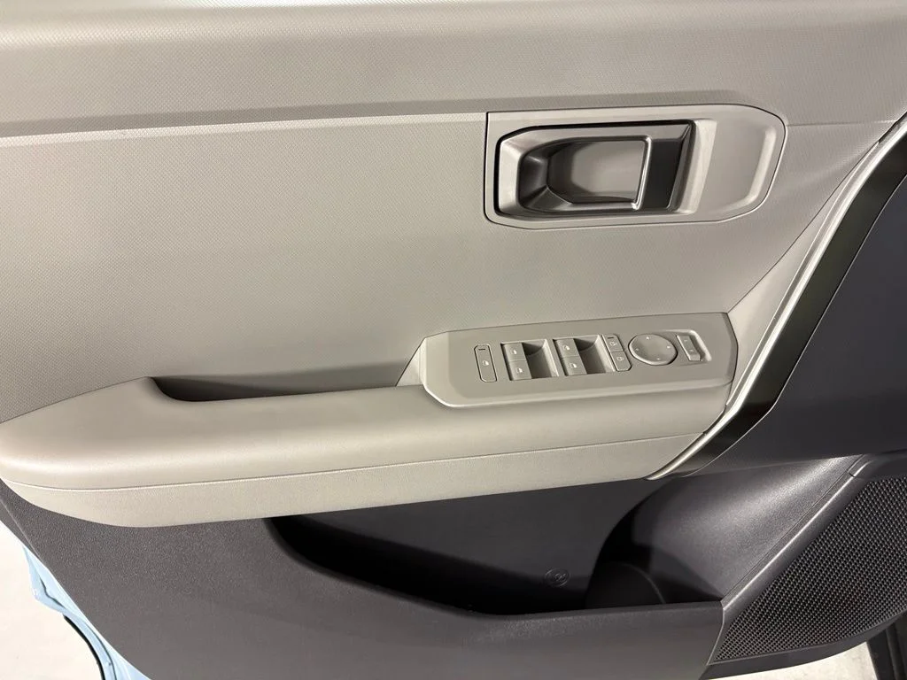 New 2027 Frost Blue Kia S image 19
