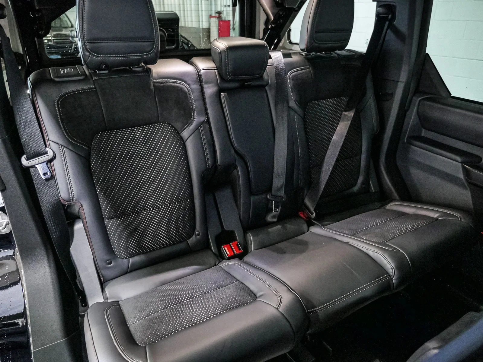 2025 Ford Bronco 4-Door Raptor - Photo 25
