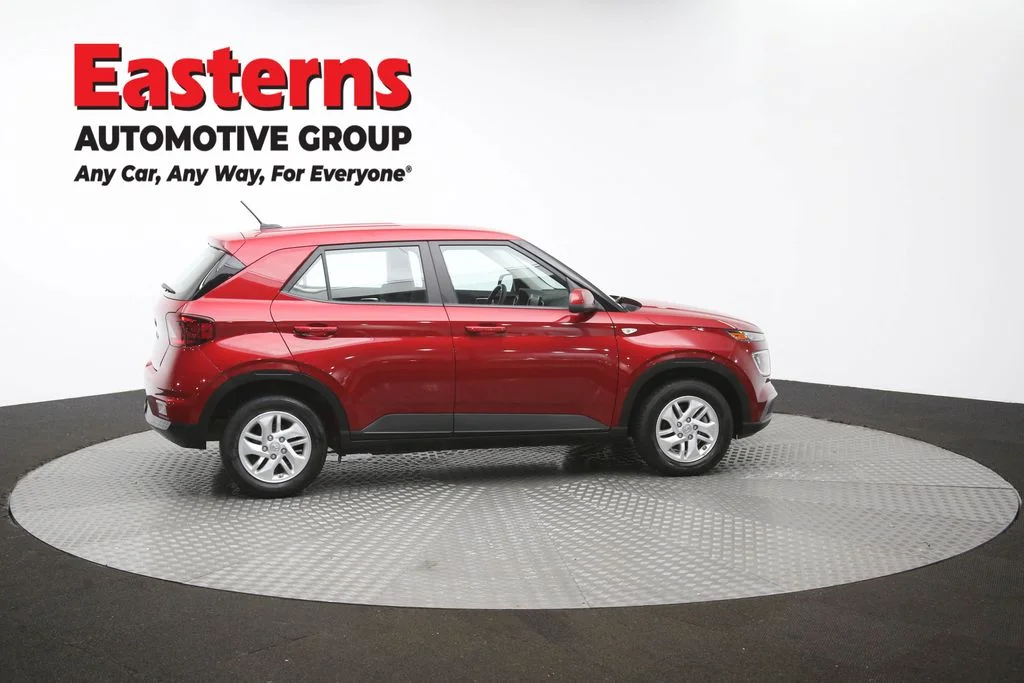 Used 2025 Red Hyundai SE image 42