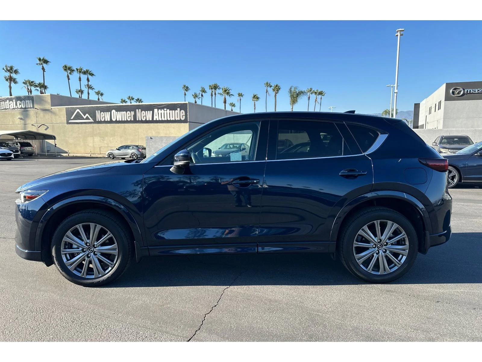 Used 2025 Deep Crystal Blue Mica Mazda 2.5 Turbo Signature image 3
