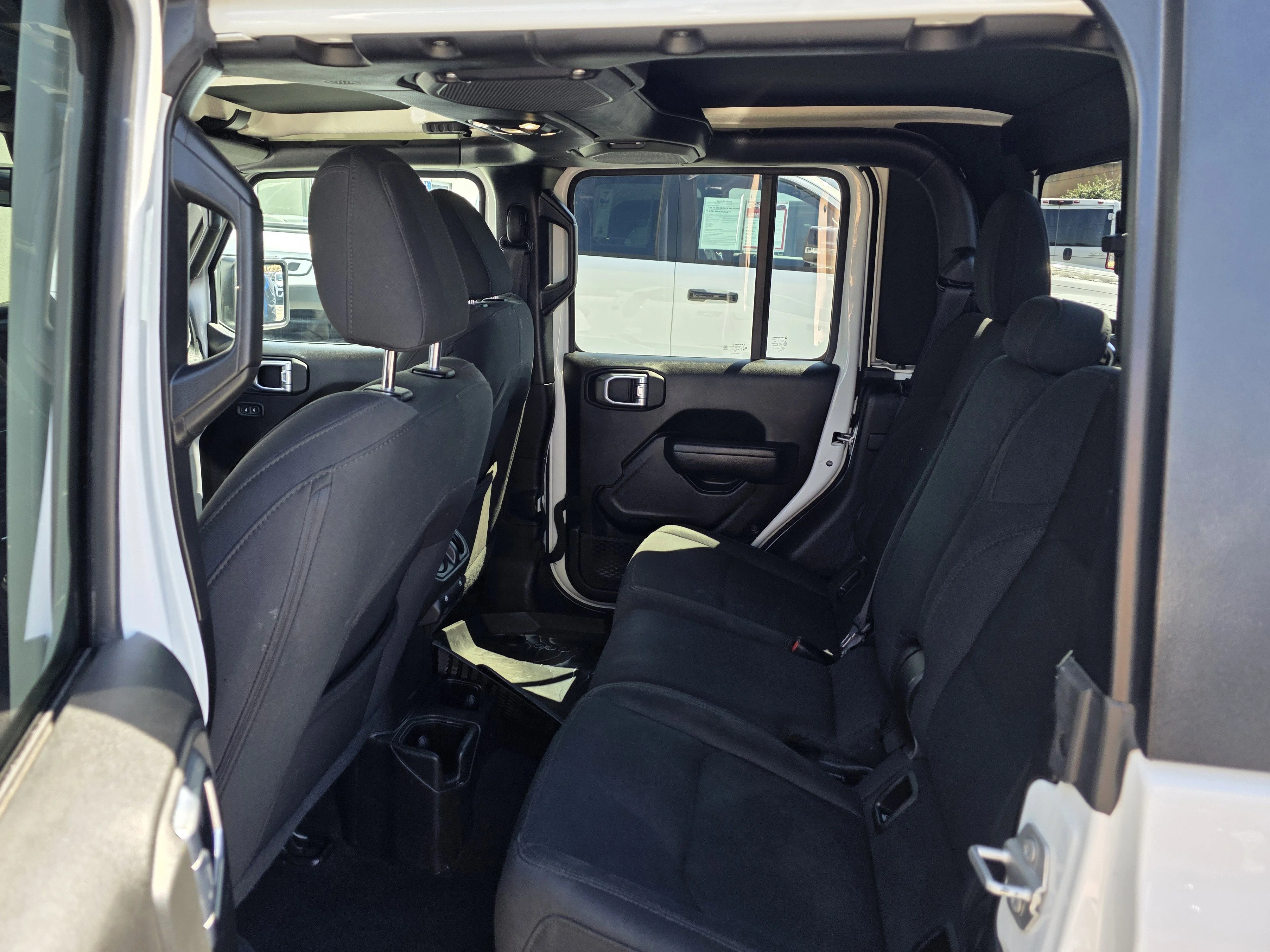 Used 2022 Bright White Clearcoat Jeep Sport image 14