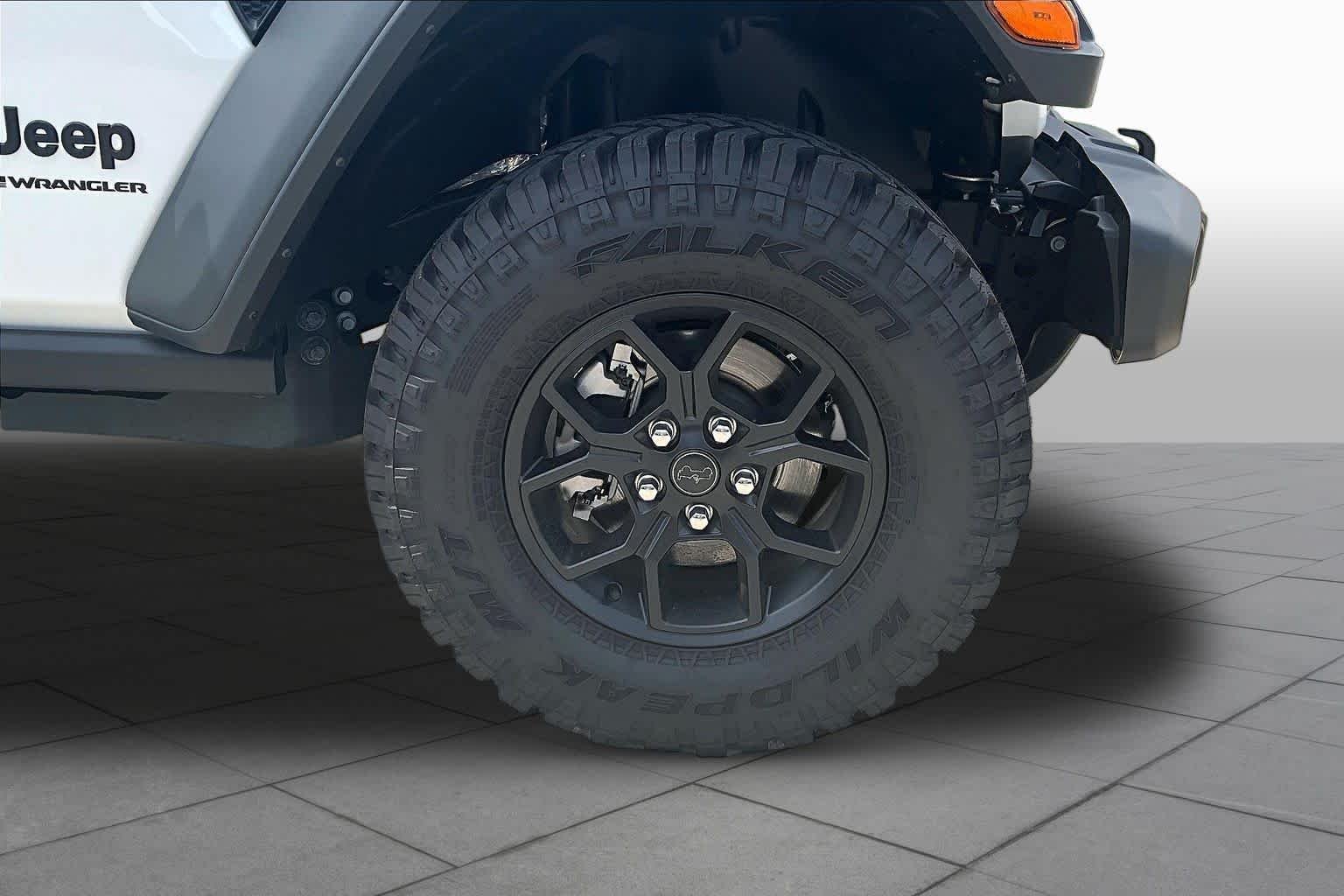 2026 Jeep Wrangler 4-Door Willys - Photo 11