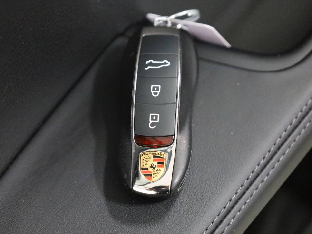 2026 Porsche Macan Base - Photo 43