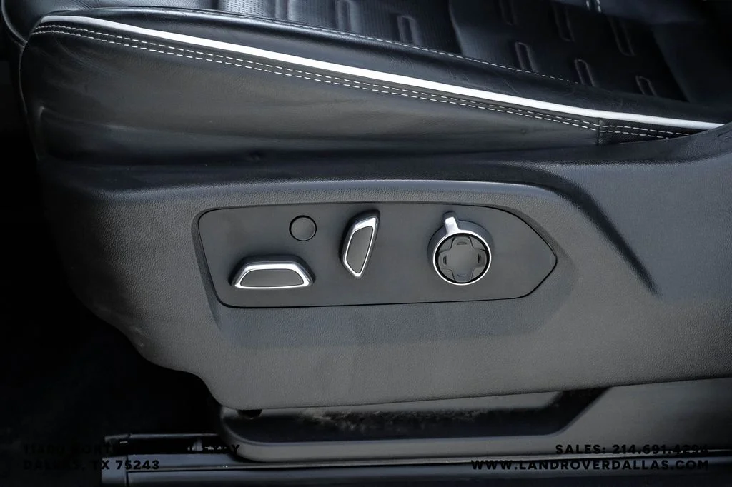 Used 2024 Onyx Black GMC AT4X image 32
