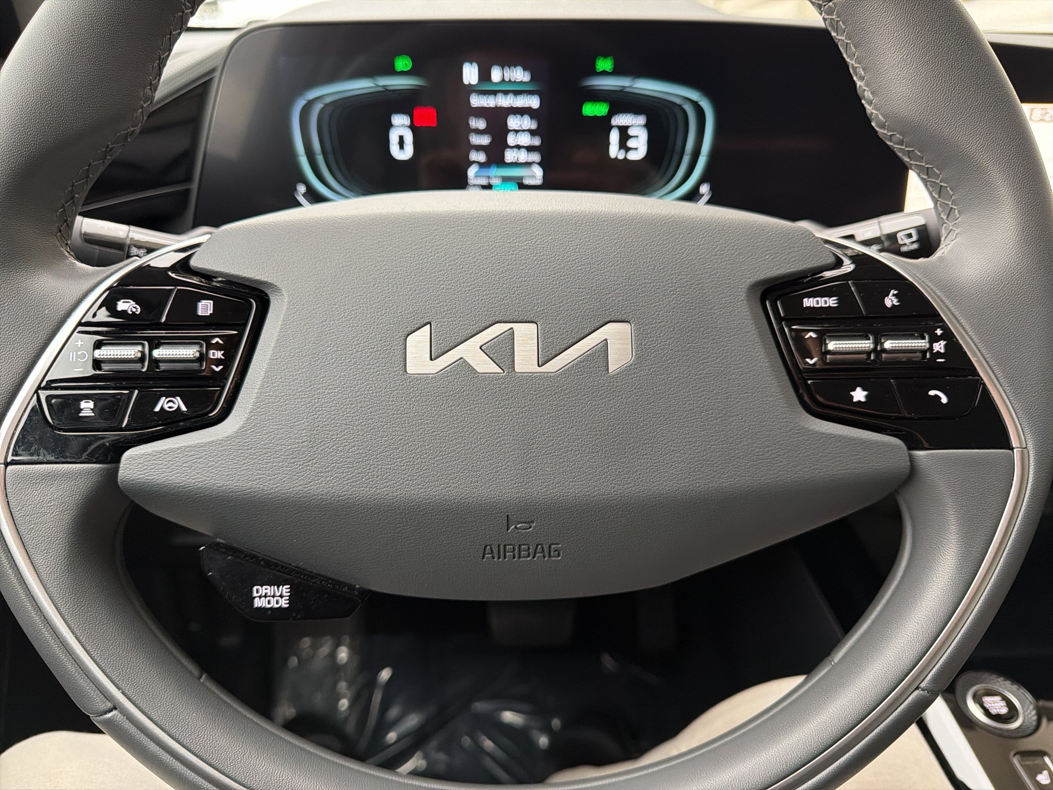 Certified Used 2024 Steel Gray Kia EX image 25