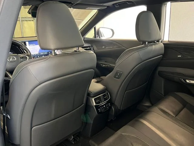 Certified Used 2025 Iridium Lexus 450h+ Luxury image 37