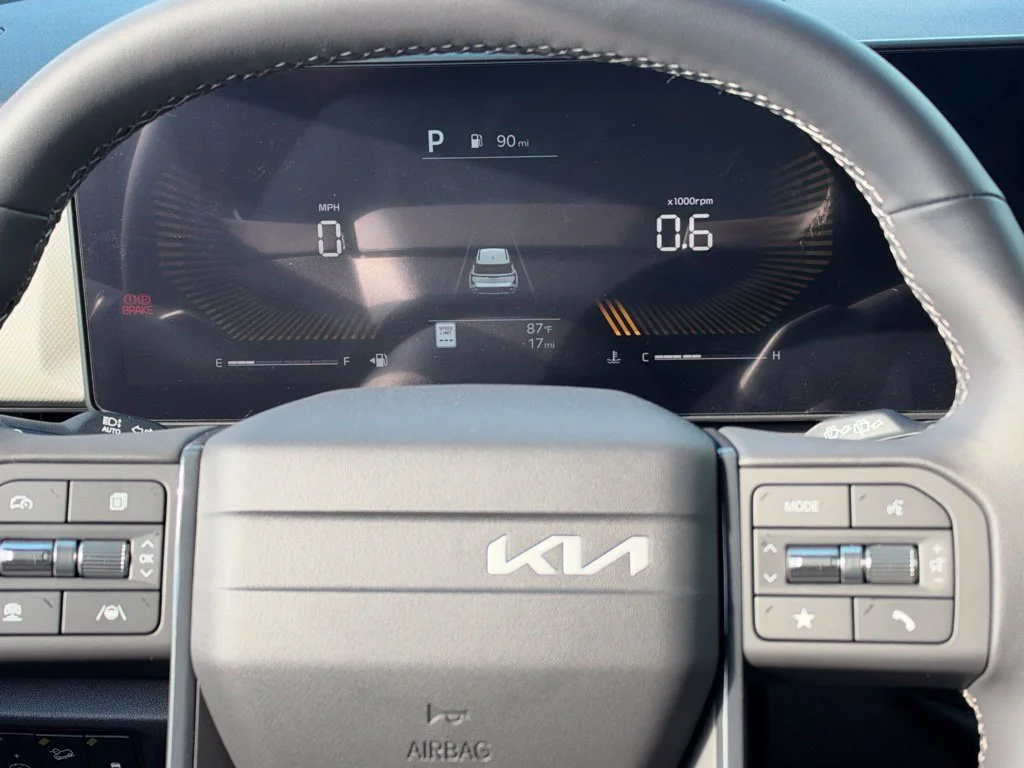 New 2027 Gray Kia S image 12