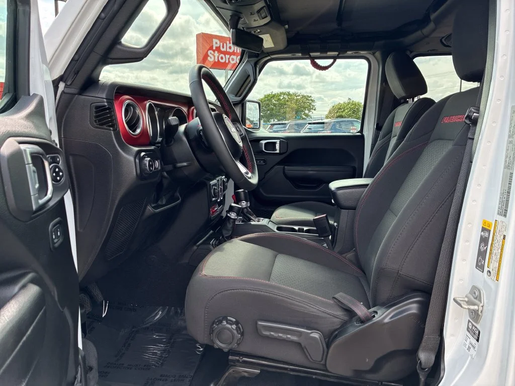 Used 2023 White Jeep Rubicon image 10