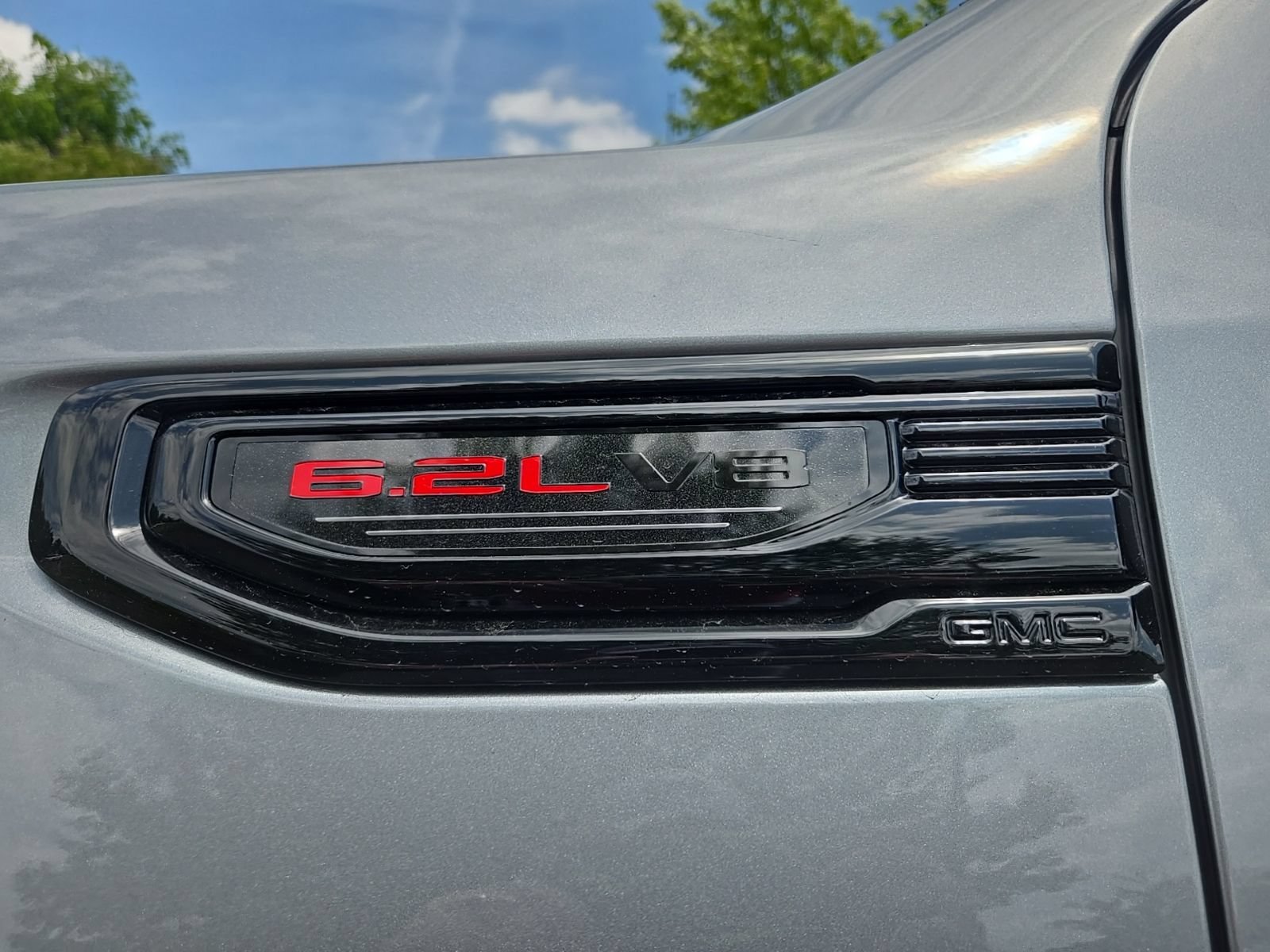 New 2026 Sterling Metallic GMC AT4 image 21