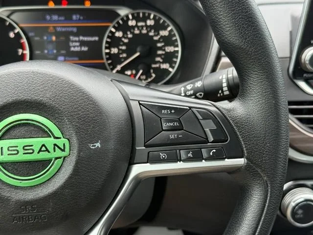 Used 2024 Silver Nissan 2.5 SV image 20