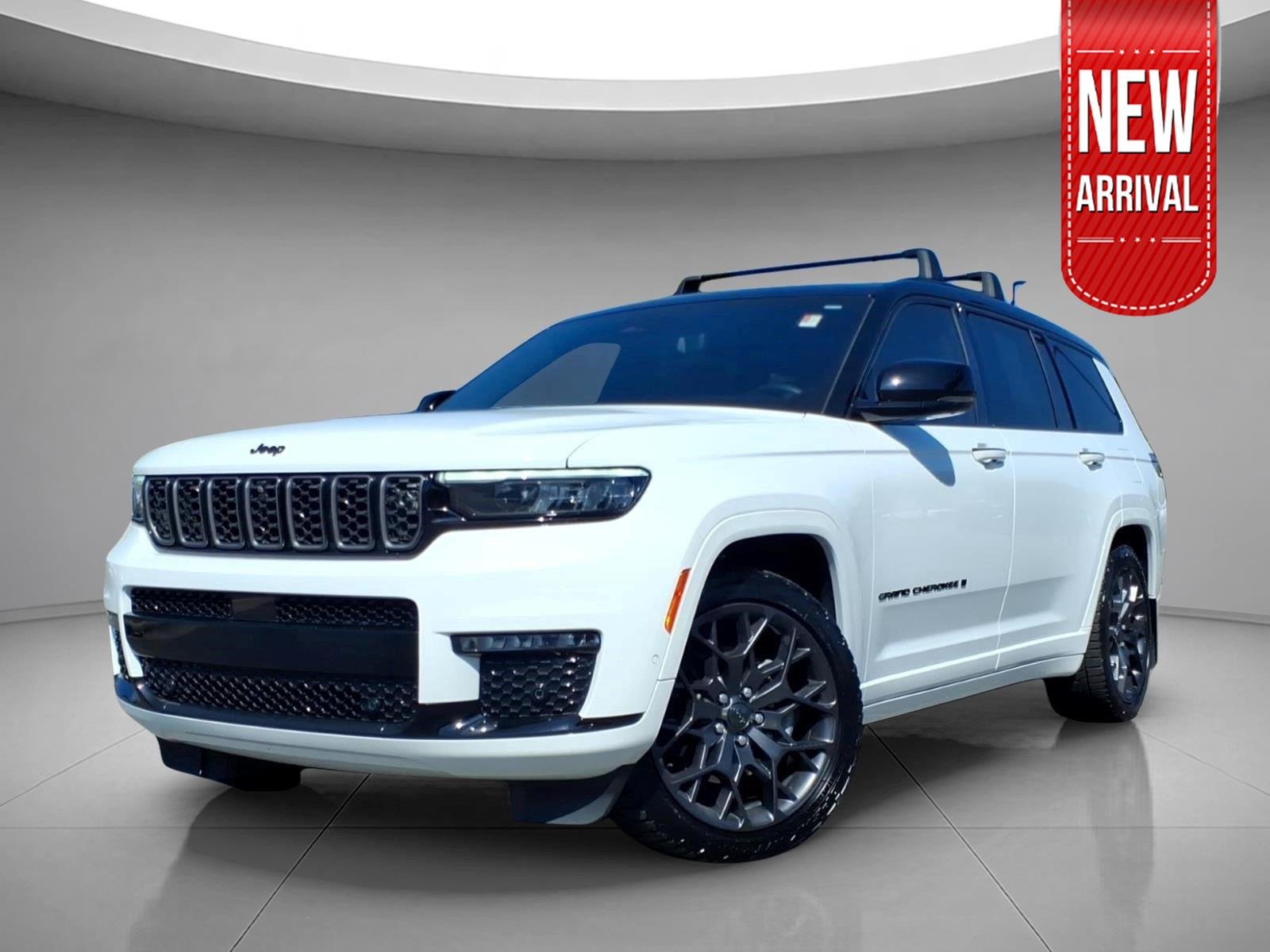 Used 2024 Bright White Clearcoat Jeep Summit image 1