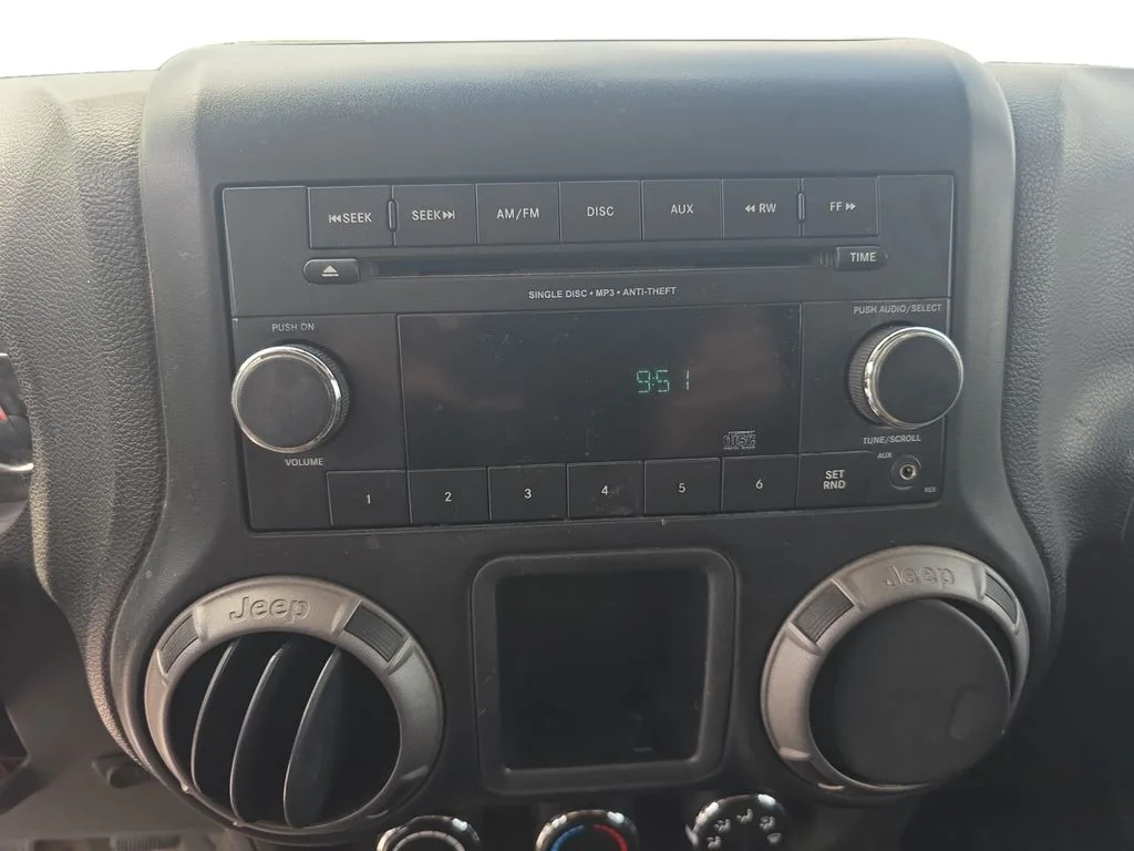 Used 2013 Red Jeep Sport image 15