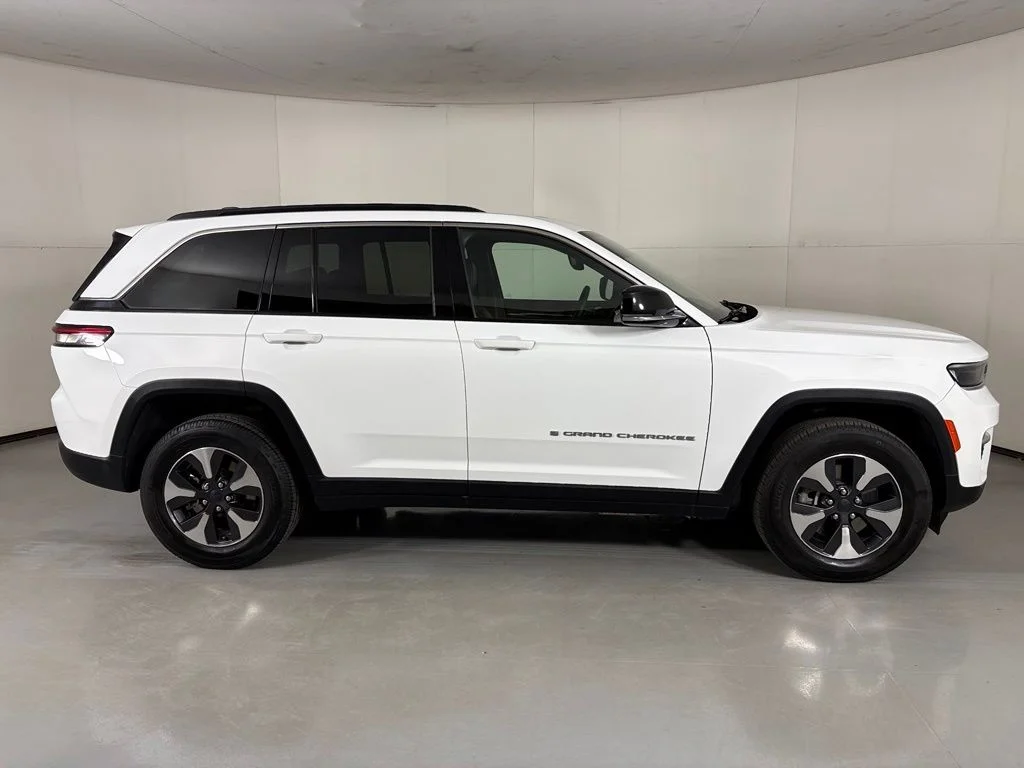 Used 2024 Bright White Clearcoat Jeep 4xe image 10
