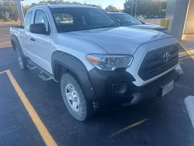 Used 2017 Super White Toyota SR image 3