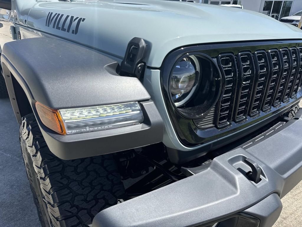 New 2026 Earl Clearcoat Jeep Willys image 3