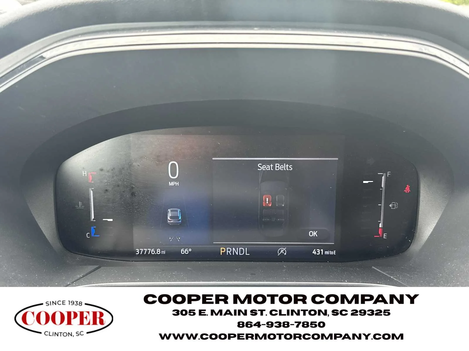 Used 2025 Agate Black Metallic Ford ST-Line image 25