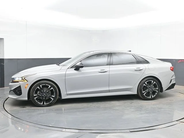 Used 2024 Gray Kia GT-Line image 6