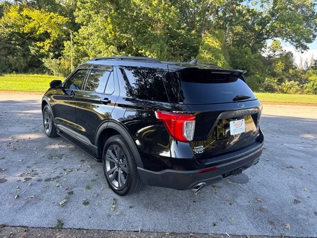 Used 2023 Black Ford XLT image 5