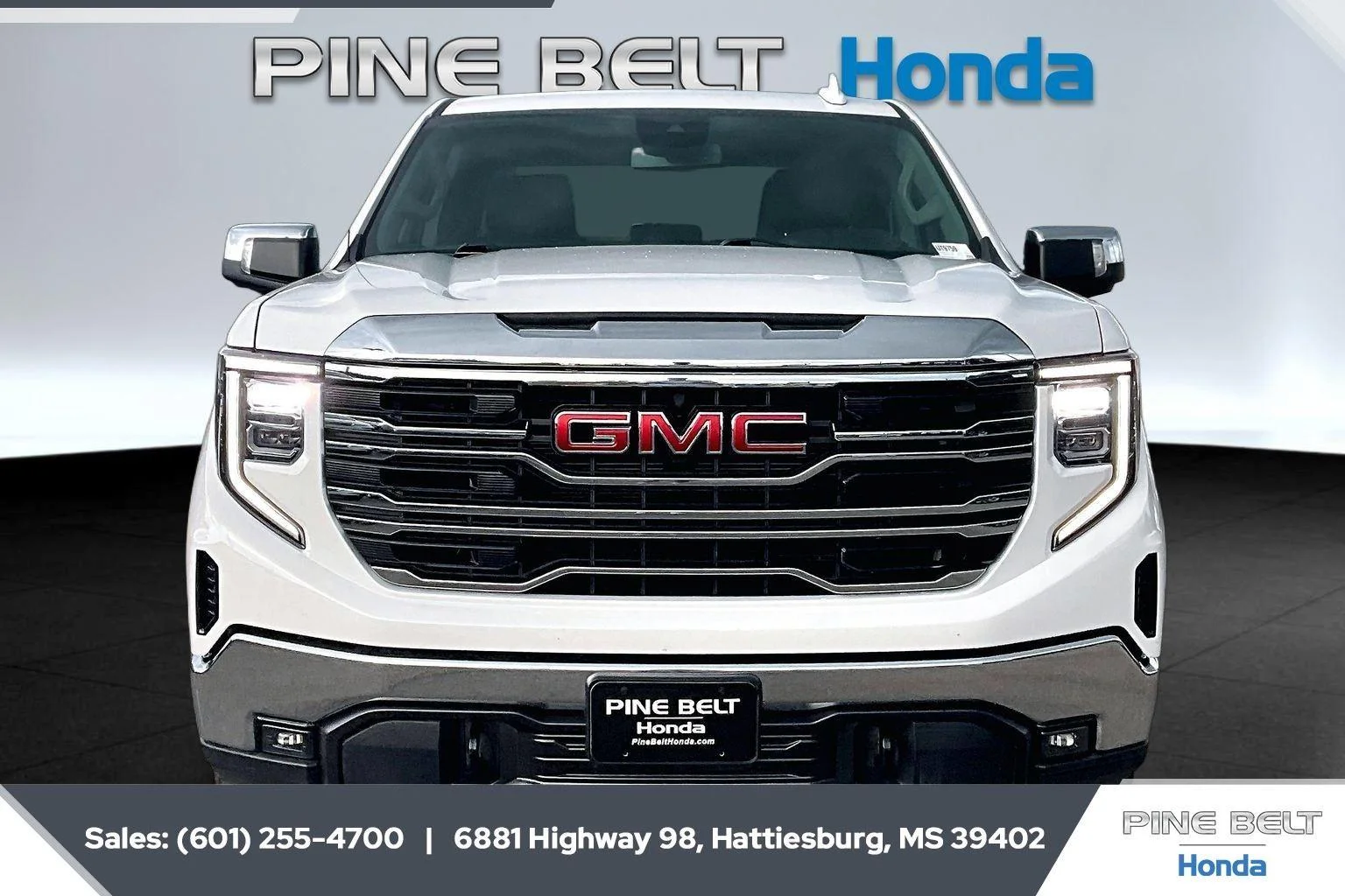 Used 2026 Summit White GMC SLT image 3