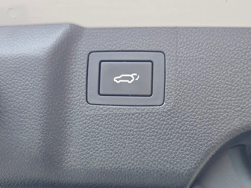 Used 2016 Gray Hyundai Limited image 14