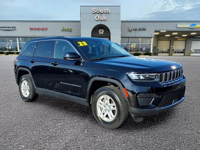 2023 Jeep Grand Cherokee Laredo