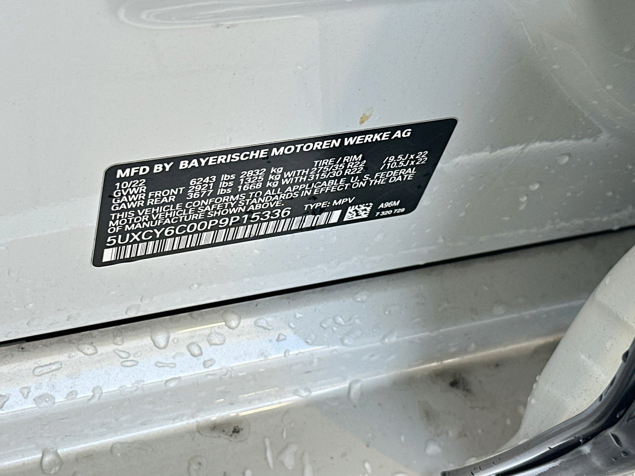 Certified Used 2023 Mineral White Metallic BMW xDrive40i image 27