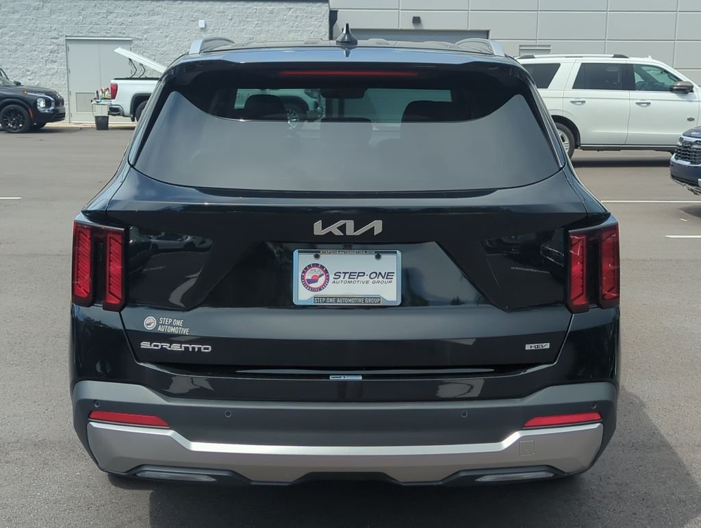 New 2026 Aurora Black Pearl Kia EX image 6
