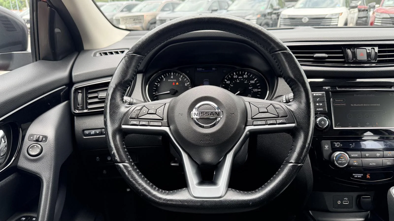 Used 2021 Scarlet Ember Tintcoat Nissan SV image 12