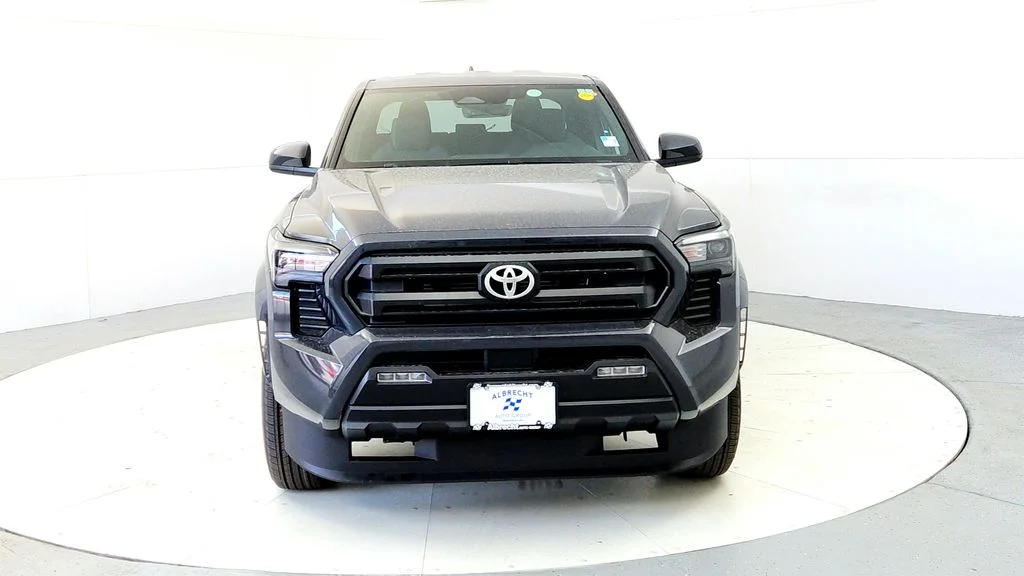 New 2026 Underground Toyota SR5 image 8