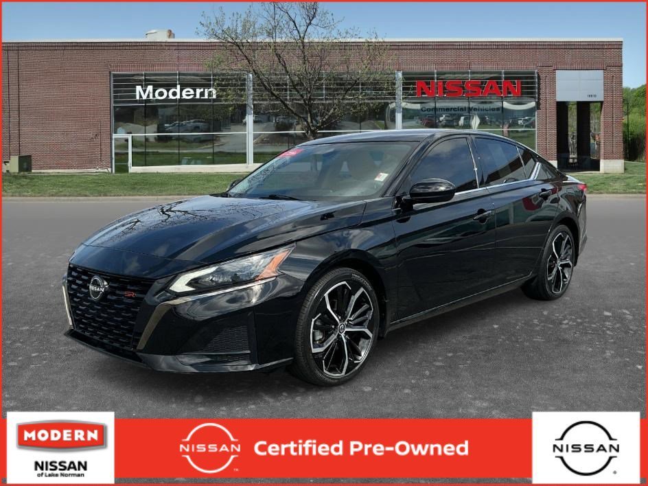 2024 Nissan Altima SR
