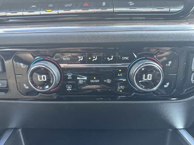 Used 2024 Summit White Chevrolet RST image 19