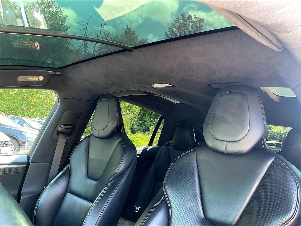 Used 2018 Red Tesla P100D image 7