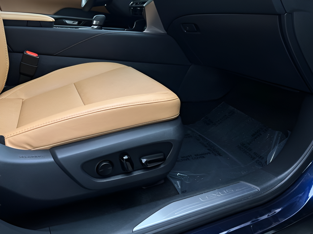 2023 Lexus RX 350 - Photo 16