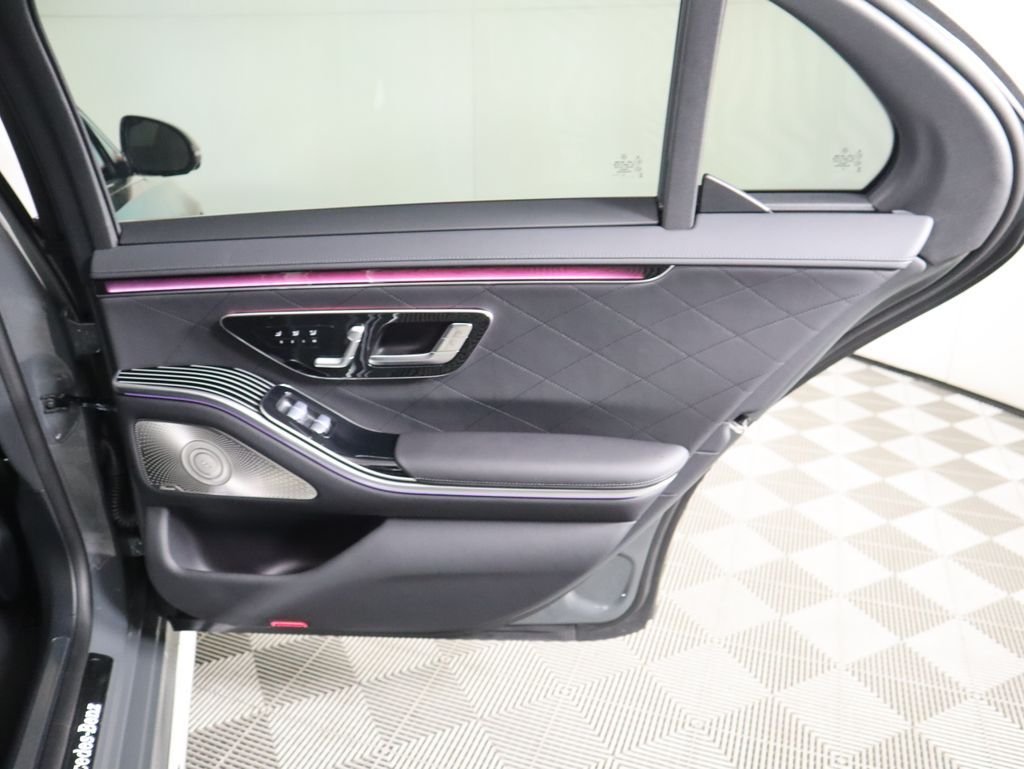 2026 Mercedes-Benz S-Class S 580 - Photo 29