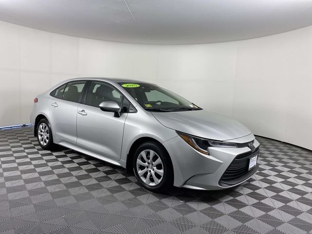 Used 2025 Silver Toyota LE image 1