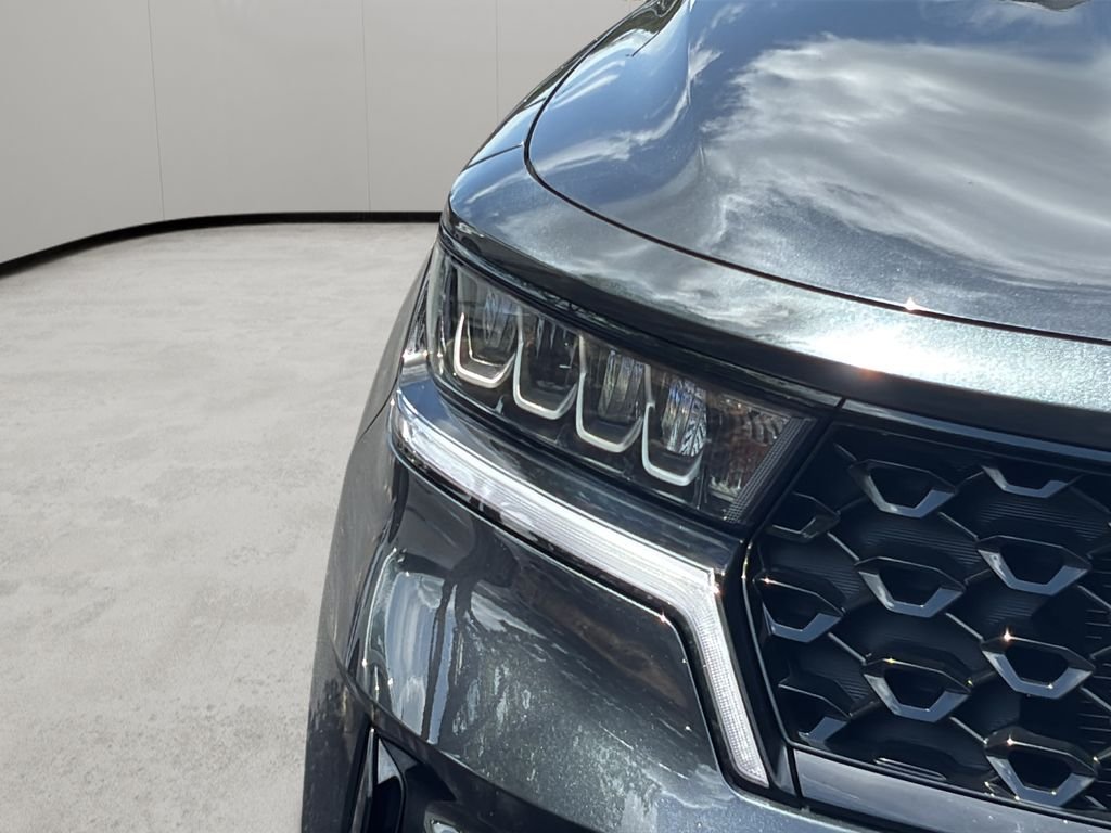 2023 Kia Sorento S - Photo 43