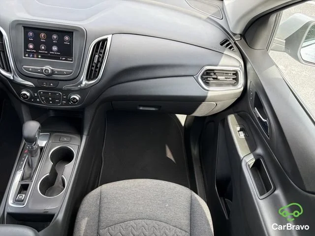 Used 2022 Silver Ice Metallic Chevrolet LT image 16