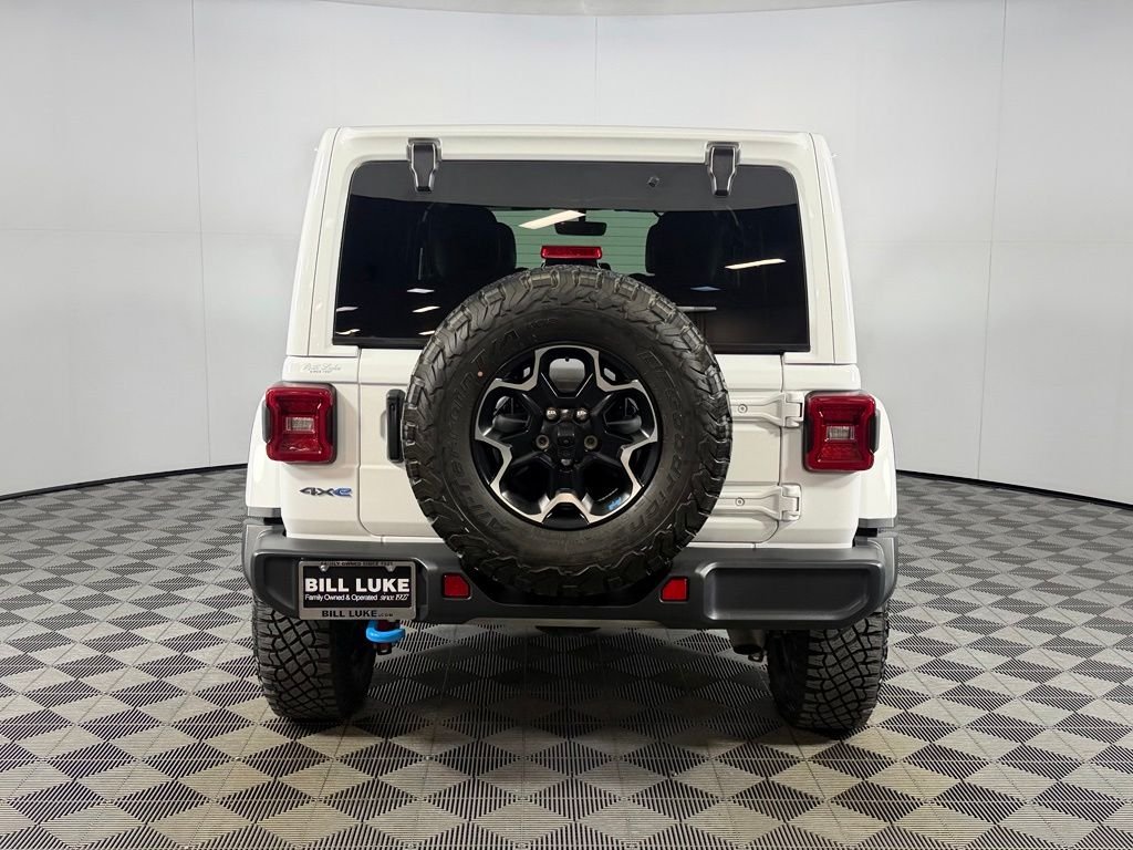 Used 2022 White Jeep Unlimited Rubicon 4xe image 7