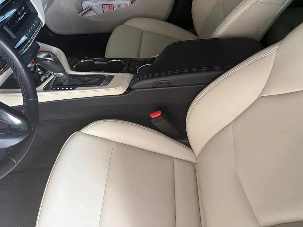 Used 2021 White Cadillac Luxury image 11