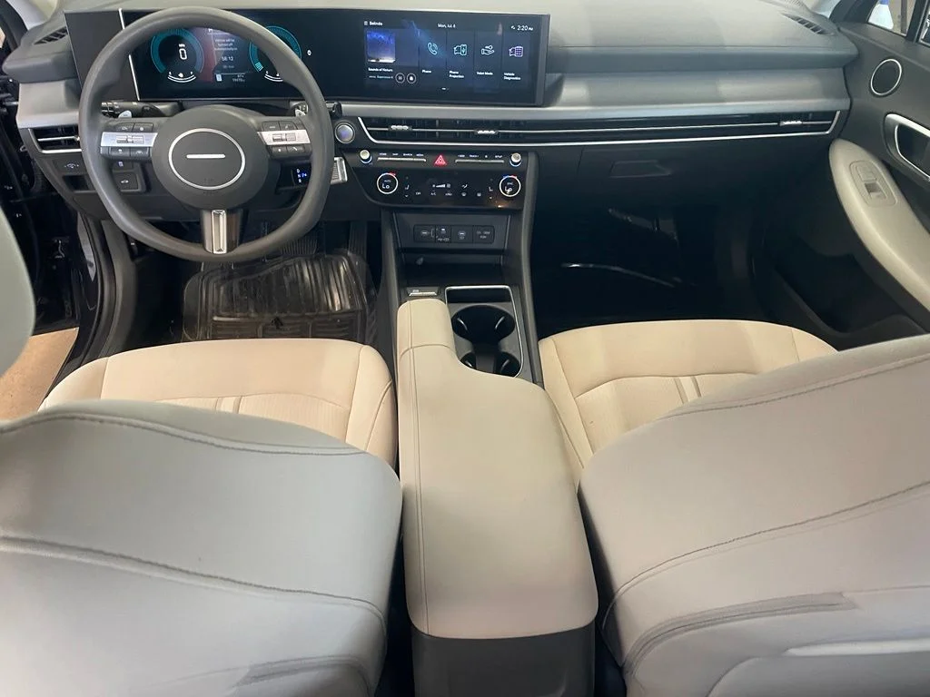 Used 2024 Blue Hyundai SEL image 11