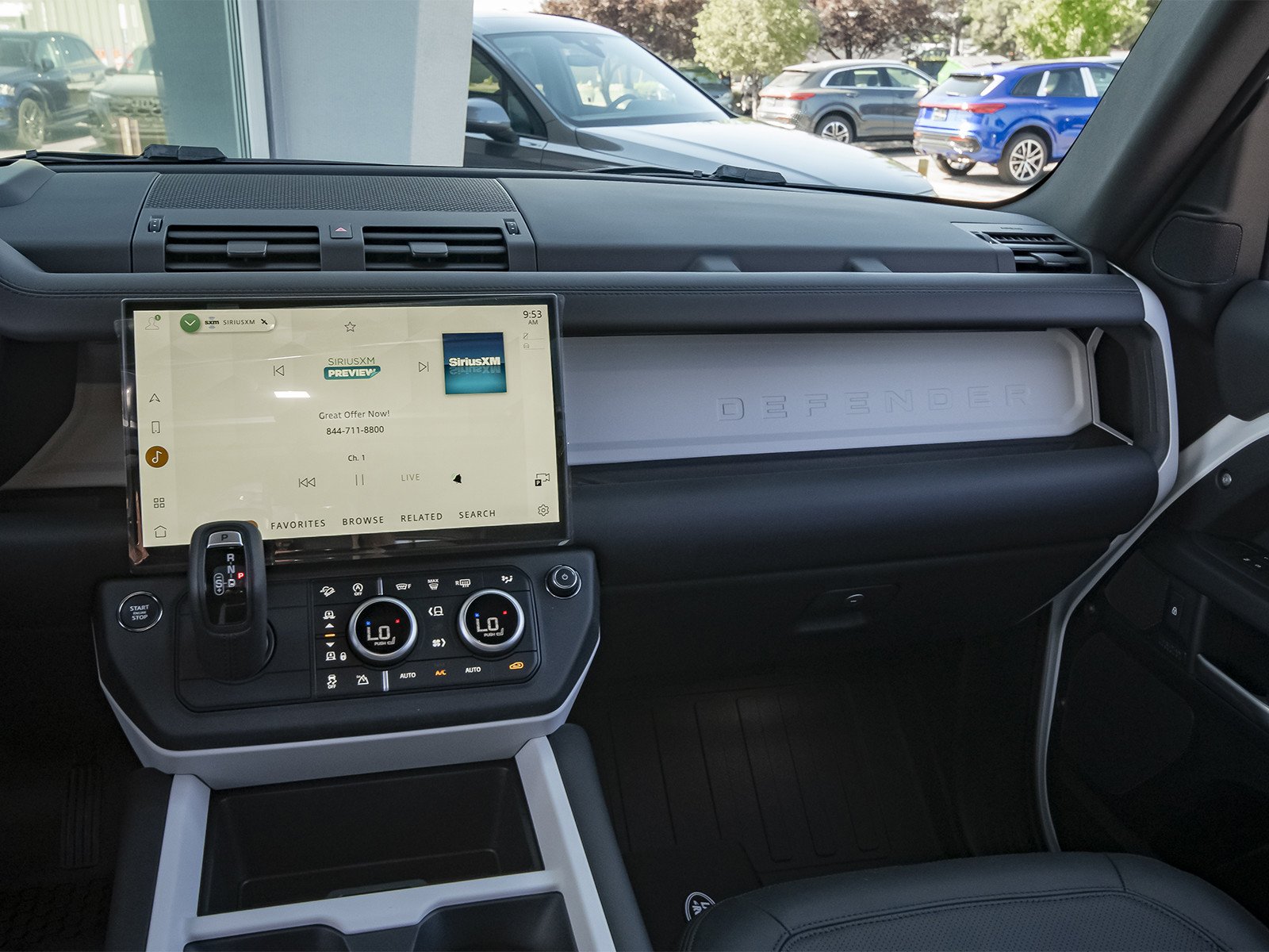 New 2026 Fuji White Land Rover X-Dynamic SE image 39