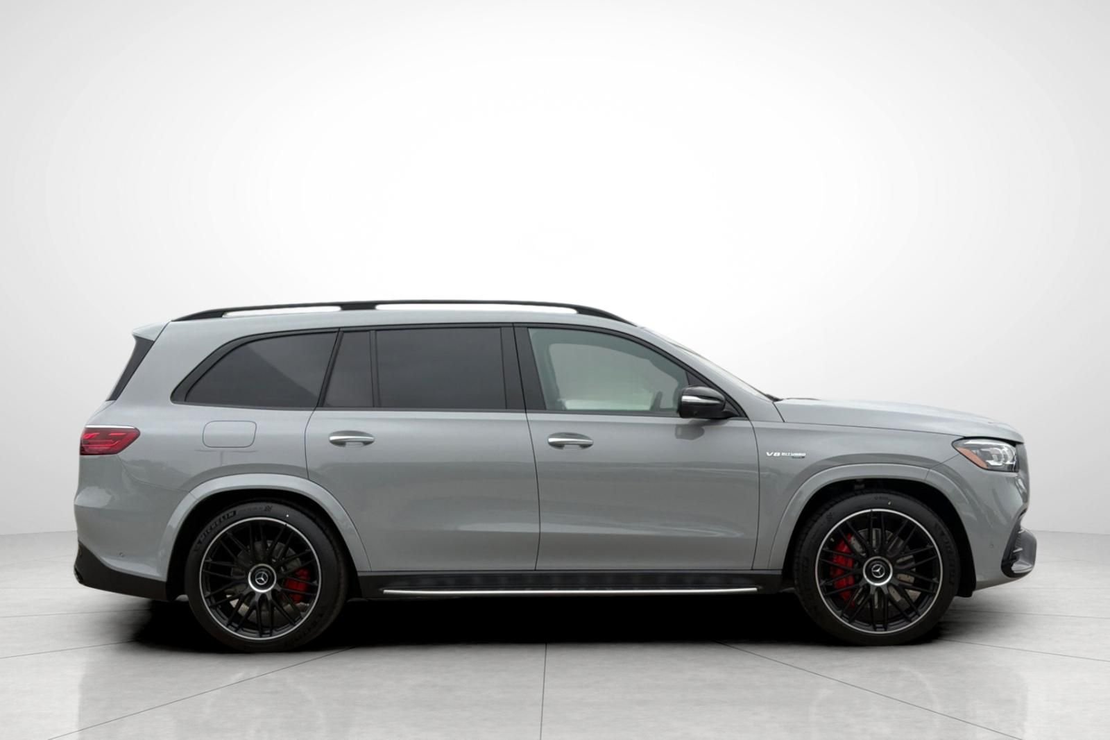 New 2026 MANUFAKTUR Alpine Grey Mercedes-Benz GLS 63 AMG® image 34