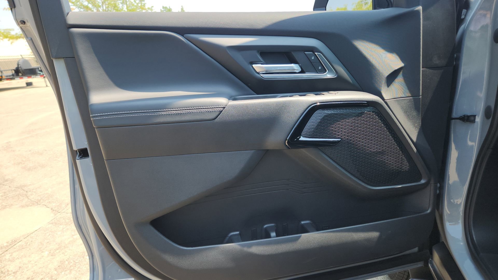 2026 Chevrolet Silverado EV LT - Photo 15