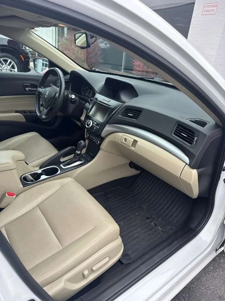 Used 2016 White Acura 2.4L image 30