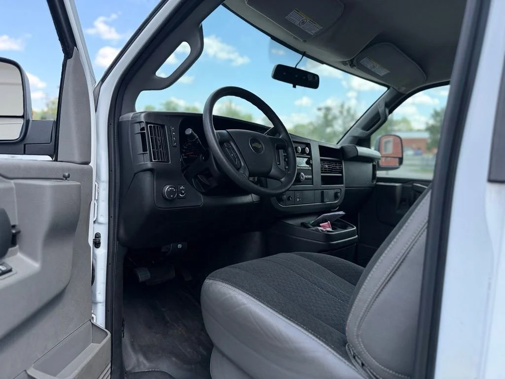 Used 2024 Summit White Chevrolet WT image 22