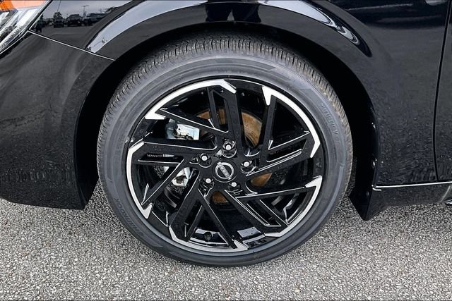 New 2026 Nissan Sentra SR 4D Sedan