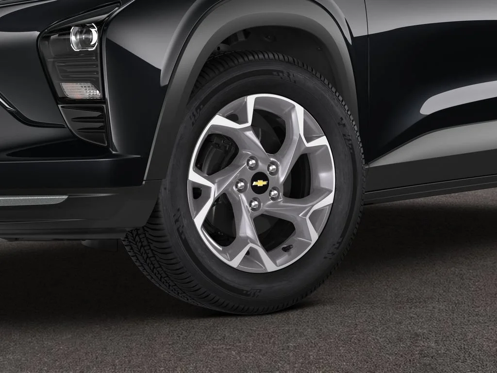 New 2026 Mosaic Black Metallic Chevrolet LT image 4